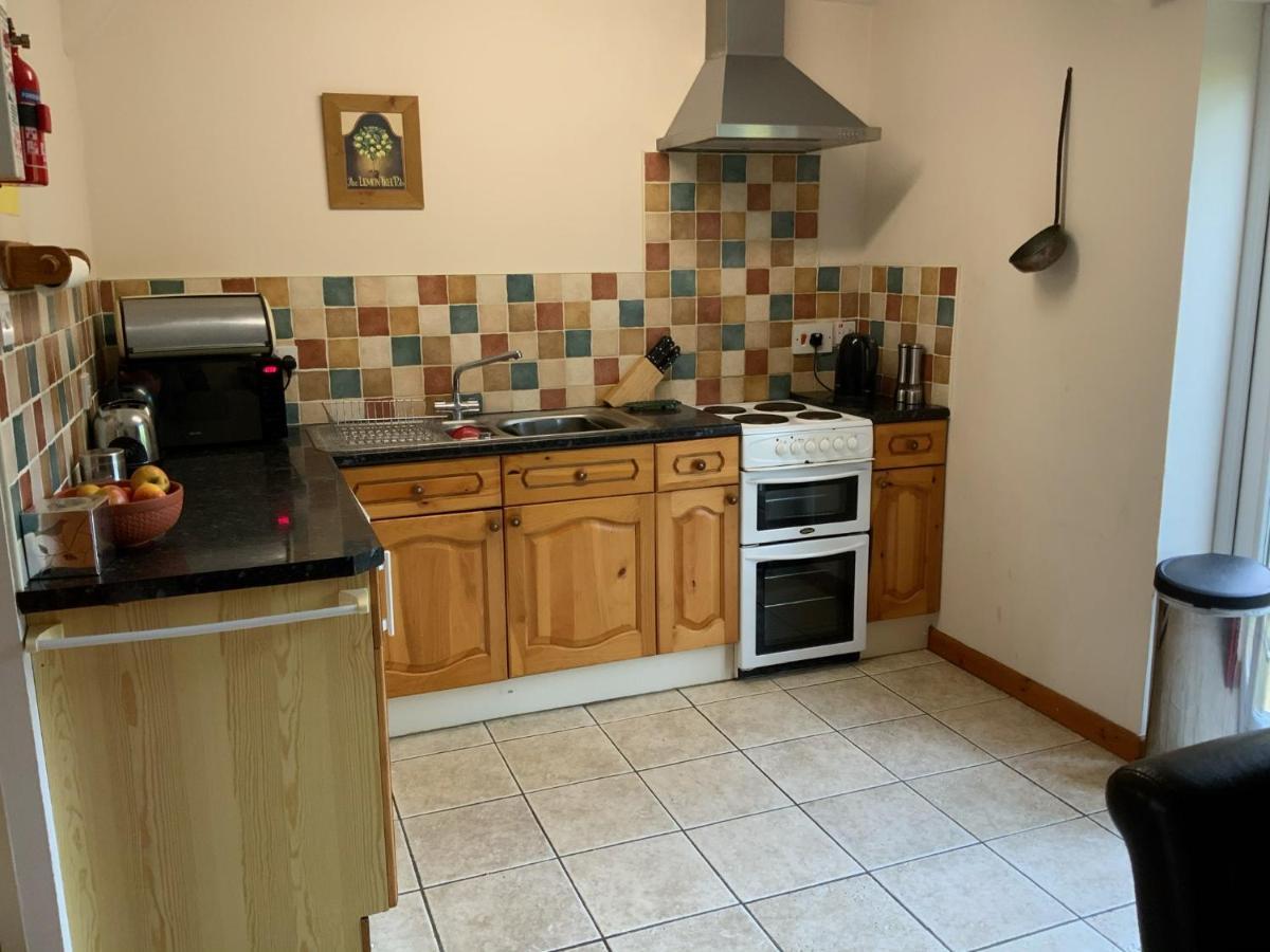 Sherbourne Cottage, Seven Springs Cottages Cheltenham Bagian luar foto
